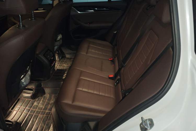 Used BMW X3 2018 xDrive25i Luxury Package China V Left Rear Seat