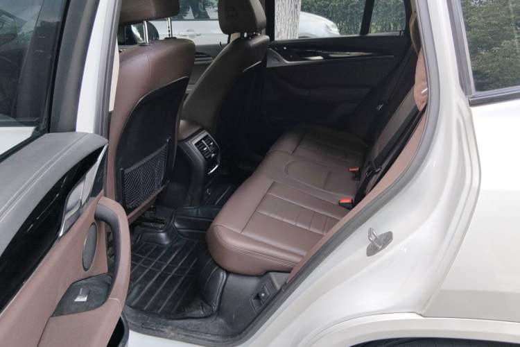 Used BMW X3 2018 xDrive25i M Sport Package China V Left Rear Seat