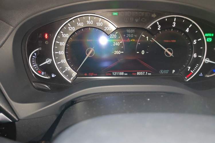 Used BMW X3 2018 xDrive25i M Sport Package China V Odometer Close Up