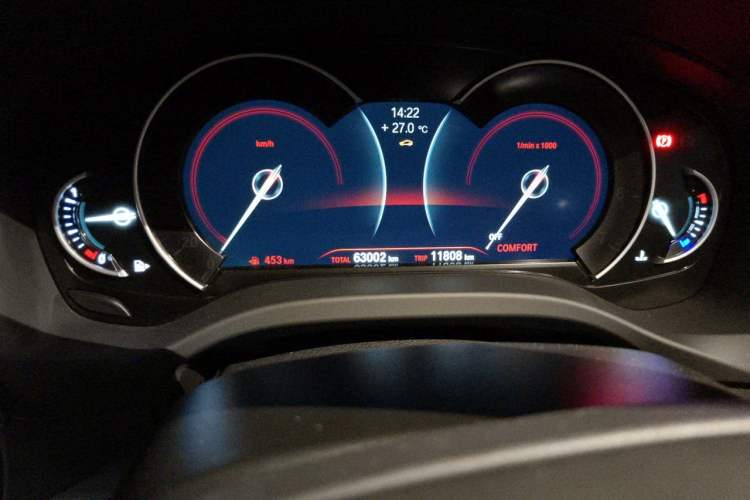 Used BMW X3 2018 xDrive25i Luxury Package China VI Emission Standard Odometer Close Up