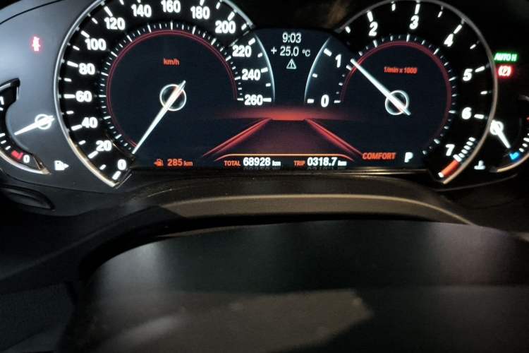 Used BMW X3 2018 xDrive25i M Sport Package China V Odometer Close Up