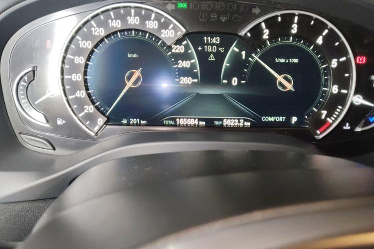 Used BMW X3 2018 xDrive25i M Sport Package China V Odometer Close Up