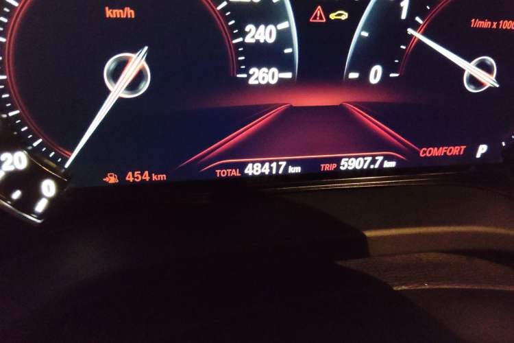 Used BMW X3 2018 xDrive25i M Sport Package China VI Odometer Close Up