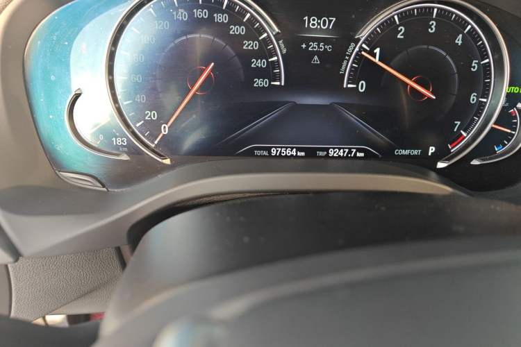 Used BMW X3 2018 xDrive28i Luxury Package China VI Emission Standard Odometer Close Up
