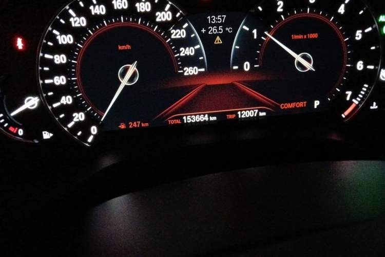 Used BMW X3 2018 xDrive25i Luxury Package China VI Emission Standard Odometer Close Up