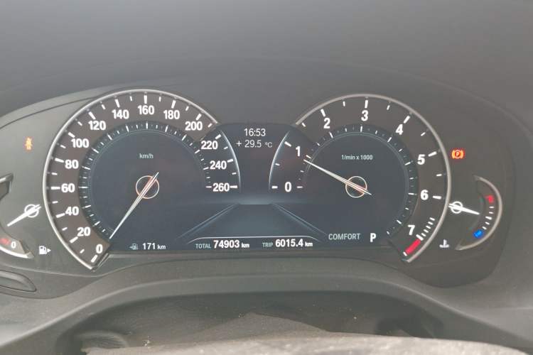 Used BMW X3 2018 xDrive25i M Sport Package China VI Odometer Close Up