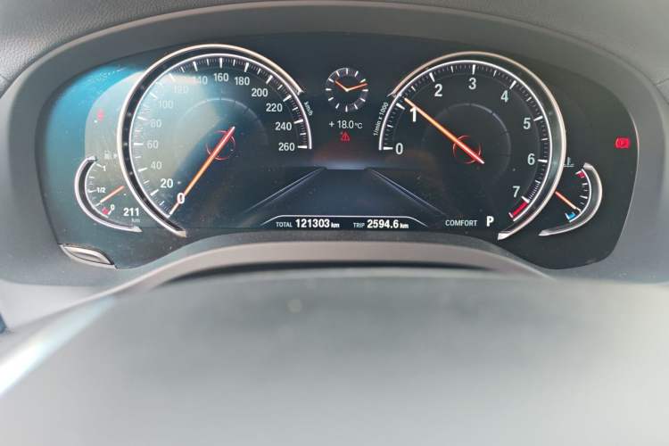Used BMW X3 2018 xDrive28i Luxury Package China VI Emission Standard Odometer Close Up