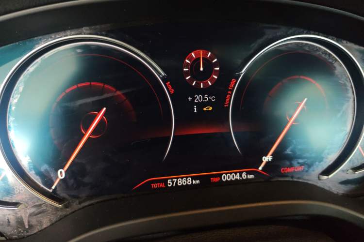 Used BMW X3 2018 xDrive25i M Sport Package China V Odometer Close Up
