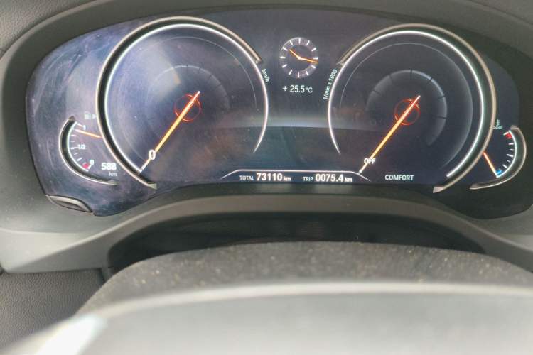 Used BMW X3 2018 xDrive28i Luxury Package China VI Emission Standard Odometer Close Up