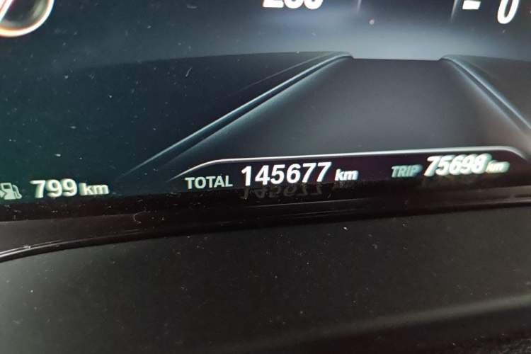 Used BMW X3 2018 xDrive25i Luxury Package China V Odometer Close Up