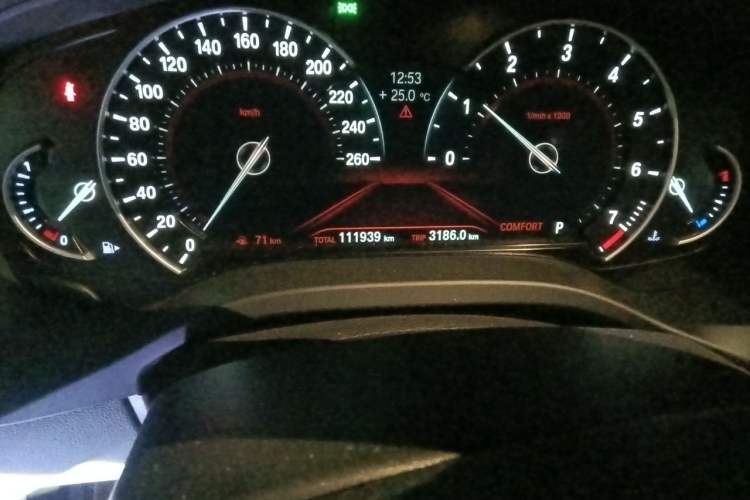 Used BMW X3 2018 xDrive25i M Sport Package China V Odometer Close Up