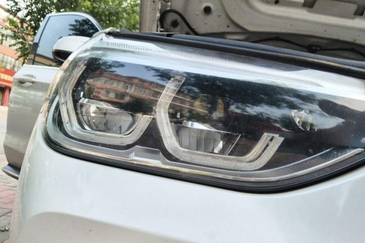 Used BMW X3 2018 xDrive25i Luxury Package China VI Emission Standard Right Front Headlight