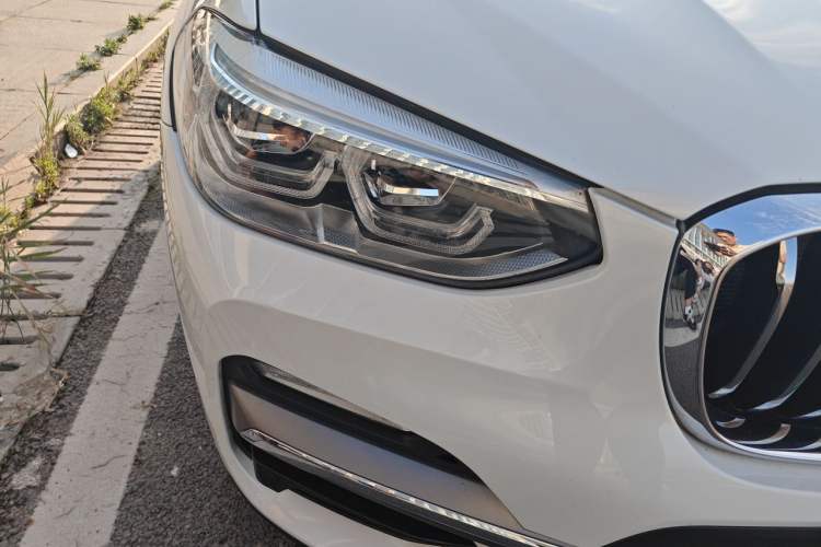 Used BMW X3 2018 xDrive28i Luxury Package China VI Emission Standard Right Front Headlight