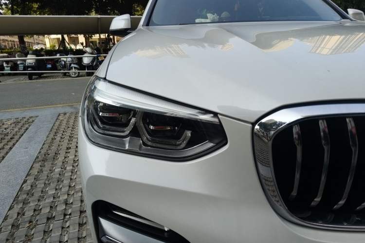 Used BMW X3 2018 xDrive28i Luxury Package China VI Emission Standard Right Front Headlight