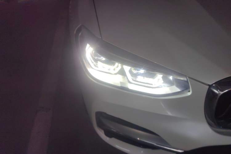 Used BMW X3 2018 xDrive25i Luxury Package China V Right Front Headlight