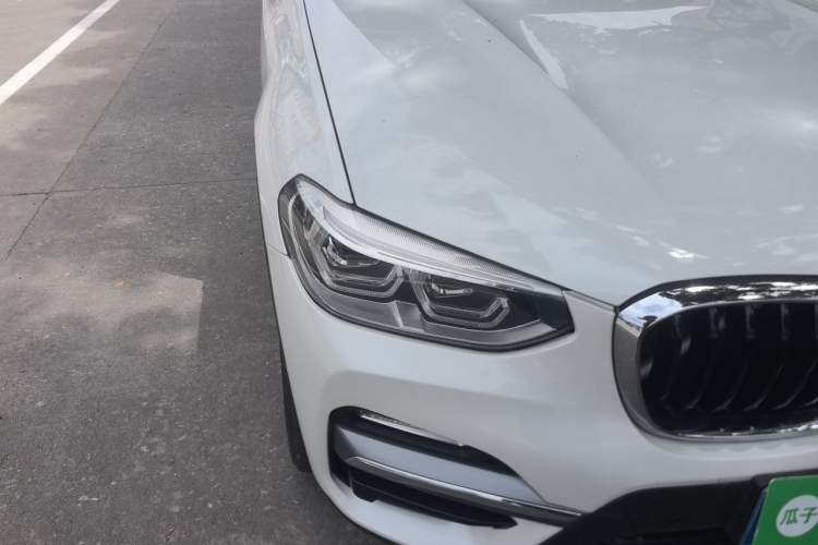 Used BMW X3 2018 xDrive25i Luxury Package China VI Emission Standard Right Front Headlight