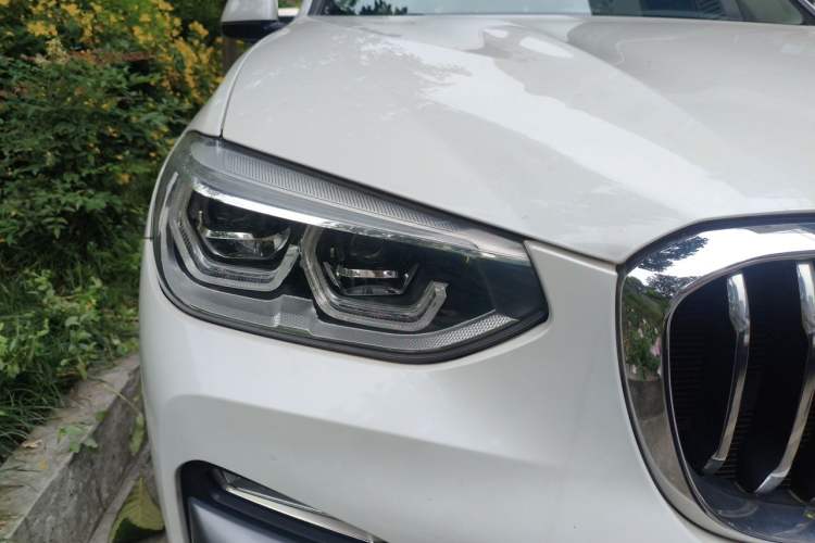 Used BMW X3 2018 xDrive28i Luxury Package China VI Emission Standard Right Front Headlight
