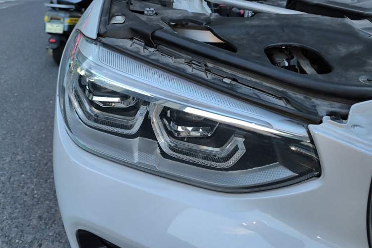 Used BMW X3 2018 xDrive28i M Sport Package China V Emission Standard Right Front Headlight