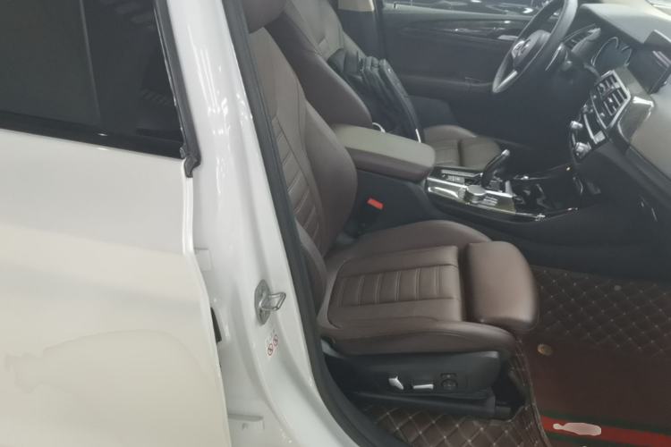 Used BMW X3 2018 xDrive30i Luxury Edition M Sport Package China VI Right Front Seat