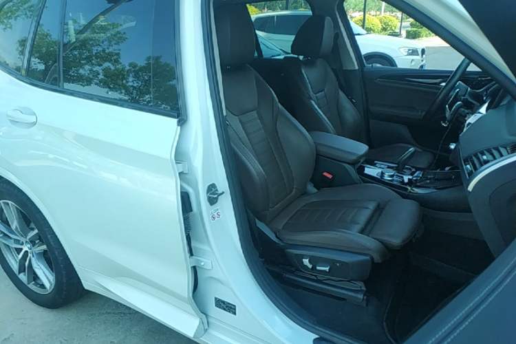Used BMW X3 2018 xDrive28i M Sport Package China VI Right Front Seat