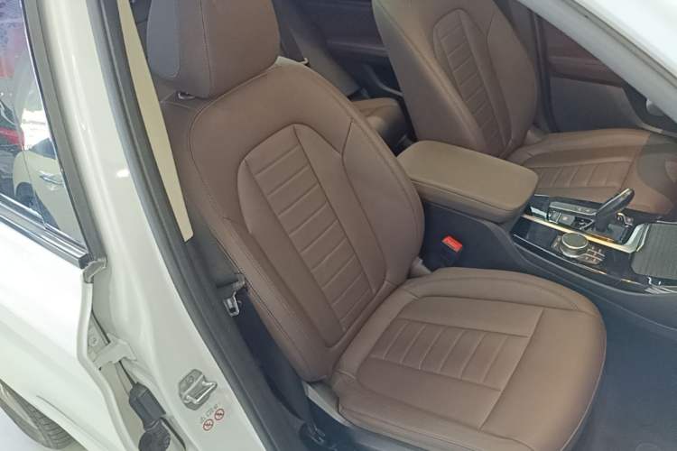 Used BMW X3 2018 xDrive25i M Sport Package China VI Right Front Seat