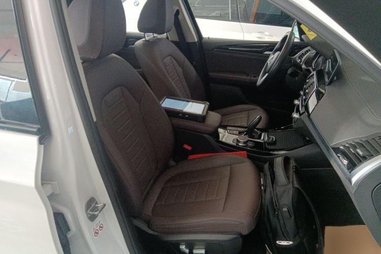Used BMW X3 2018 xDrive25i M Sport Package China V Right Front Seat