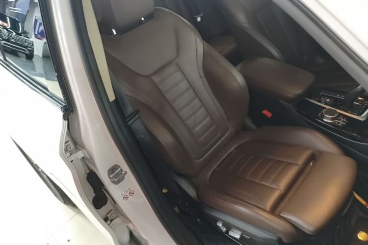 Used BMW X3 2018 xDrive28i M Sport Package China VI Right Front Seat