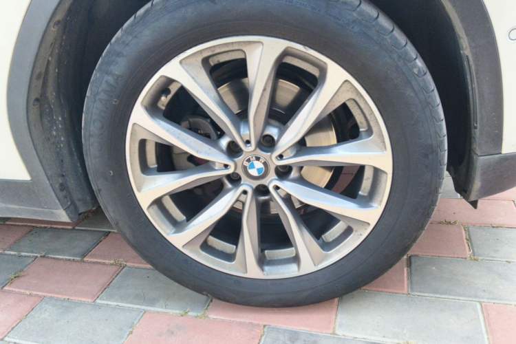 Used BMW X3 2018 xDrive25i Luxury Package China VI Emission Standard Right Front Wheel Hub