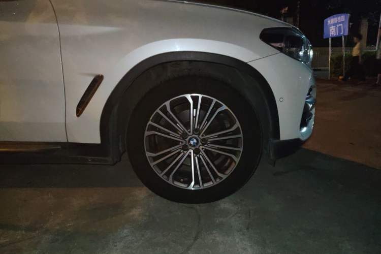 Used BMW X3 2018 xDrive28i Luxury Package China VI Emission Standard Right Front Wheel Hub