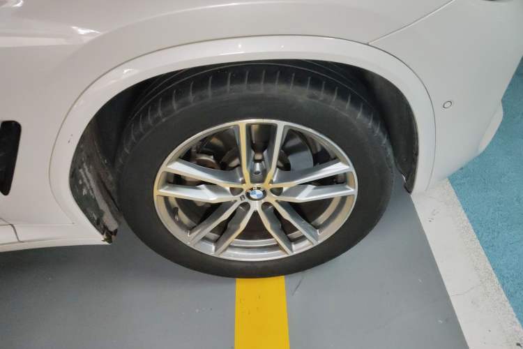 Used BMW X3 2018 xDrive25i M Sport Package China V Right Front Wheel Hub