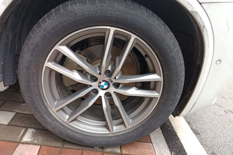 Used BMW X3 2018 xDrive30i Luxury Edition M Sport Package China VI Right Front Wheel Hub