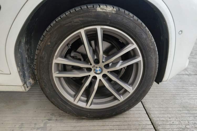 Used BMW X3 2018 xDrive25i M Sport Package China V Right Front Wheel Hub