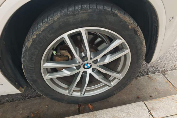Used BMW X3 2018 xDrive25i M Sport Package China V Right Front Wheel Hub