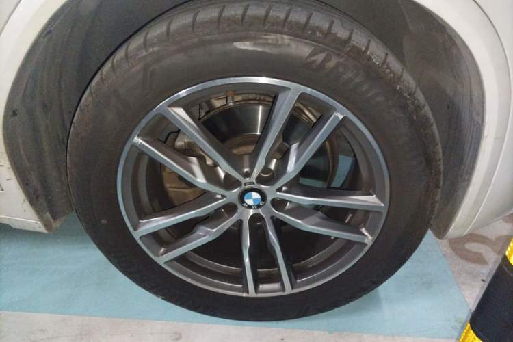 Used BMW X3 2018 xDrive30i Luxury Edition M Sport Package China VI Right Front Wheel Hub