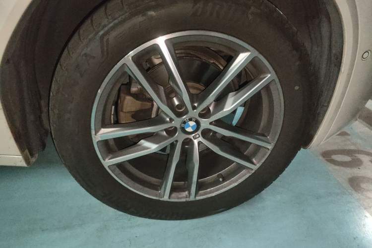 Used BMW X3 2018 xDrive30i Luxury Edition M Sport Package China VI Right Front Wheel Hub