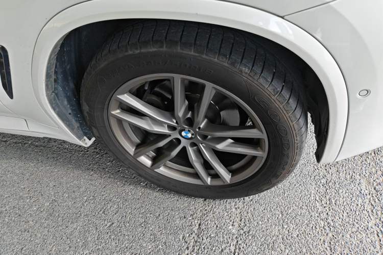 Used BMW X3 2018 xDrive30i Luxury Edition M Sport Package China VI Right Front Wheel Hub