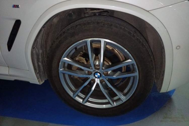 Used BMW X3 2018 xDrive28i M Sport Package China V Emission Standard Right Front Wheel Hub