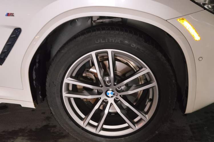 Used BMW X3 2018 xDrive25i M Sport Package China V Right Front Wheel Hub