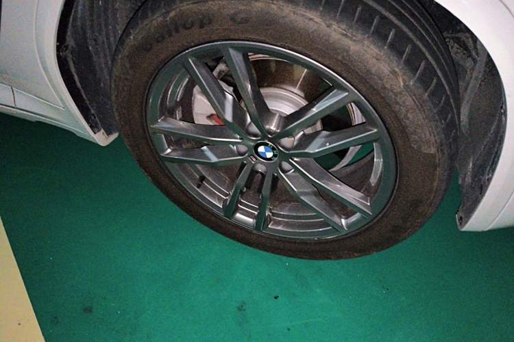 Used BMW X3 2018 xDrive28i M Sport Package China VI Right Front Wheel Hub