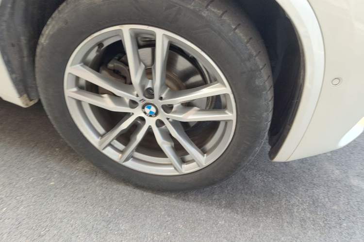 Used BMW X3 2018 xDrive30i Luxury Model M Sport Package China V Right Front Wheel Hub