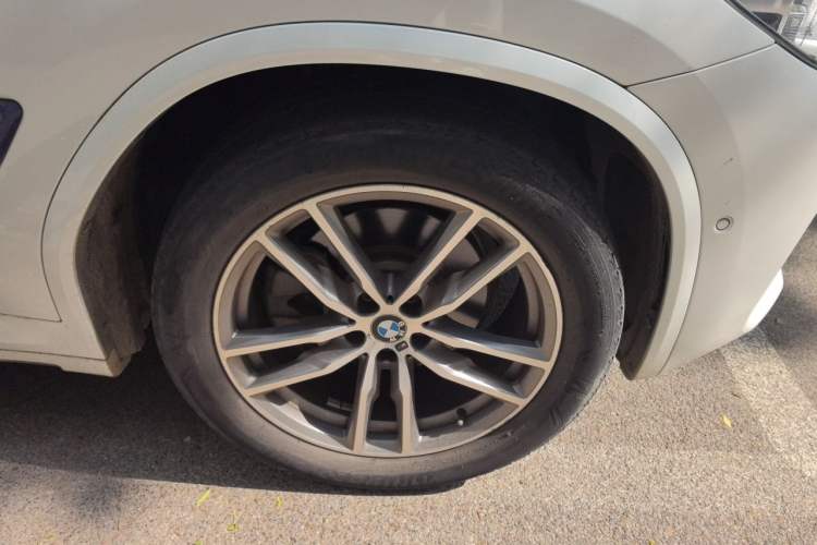 Used BMW X3 2018 xDrive28i M Sport Package China V Emission Standard Right Front Wheel Hub