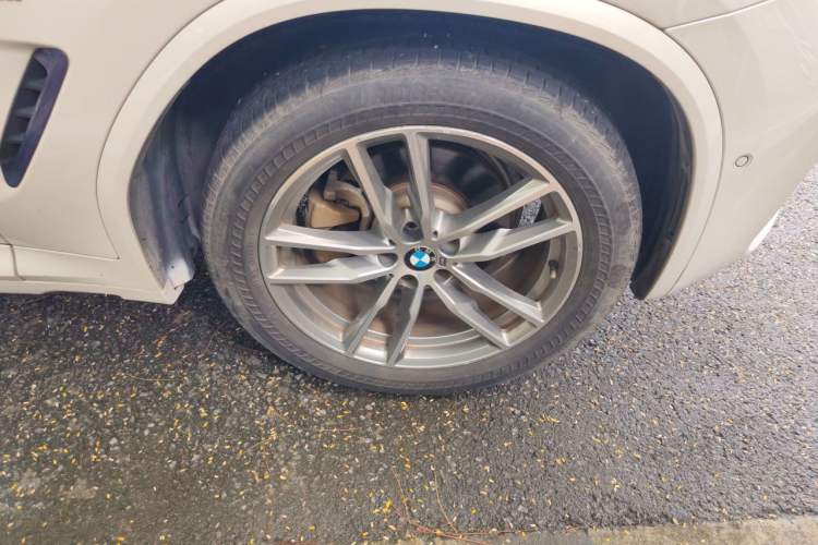 Used BMW X3 2018 xDrive28i M Sport Package China VI Right Front Wheel Hub