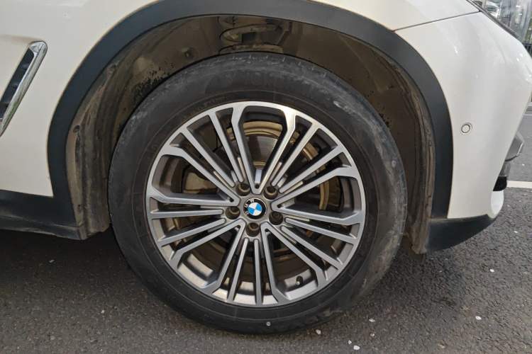 Used BMW X3 2018 xDrive28i Luxury Package China VI Emission Standard Right Front Wheel Hub