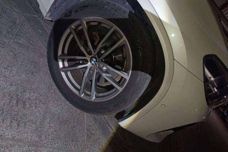 Used BMW X3 2018 xDrive30i Luxury Edition M Sport Package China VI Right Front Wheel Hub