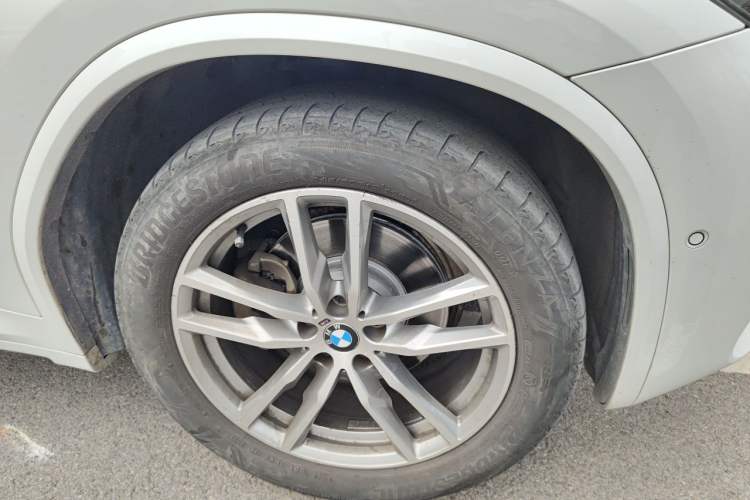 Used BMW X3 2018 xDrive30i Luxury Edition M Sport Package China VI Right Front Wheel Hub