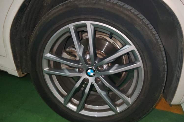 Used BMW X3 2018 xDrive28i M Sport Package China VI Right Front Wheel Hub
