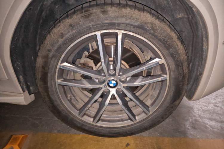 Used BMW X3 2018 xDrive25i M Sport Package China VI Right Front Wheel Hub