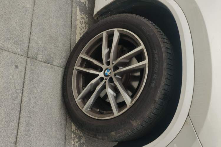 Used BMW X3 2018 xDrive25i M Sport Package China VI Right Front Wheel Hub