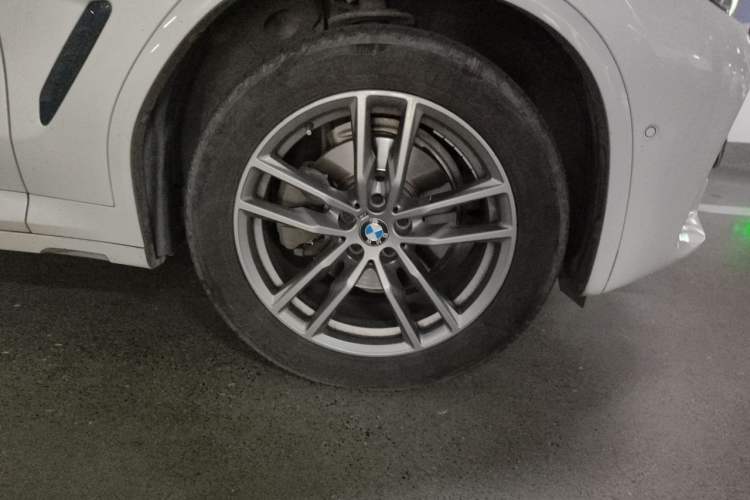 Used BMW X3 2018 xDrive28i M Sport Package China VI Right Front Wheel Hub