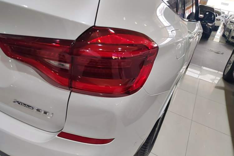 Used BMW X3 2018 xDrive28i M Sport Package China VI Right Rear Taillight
